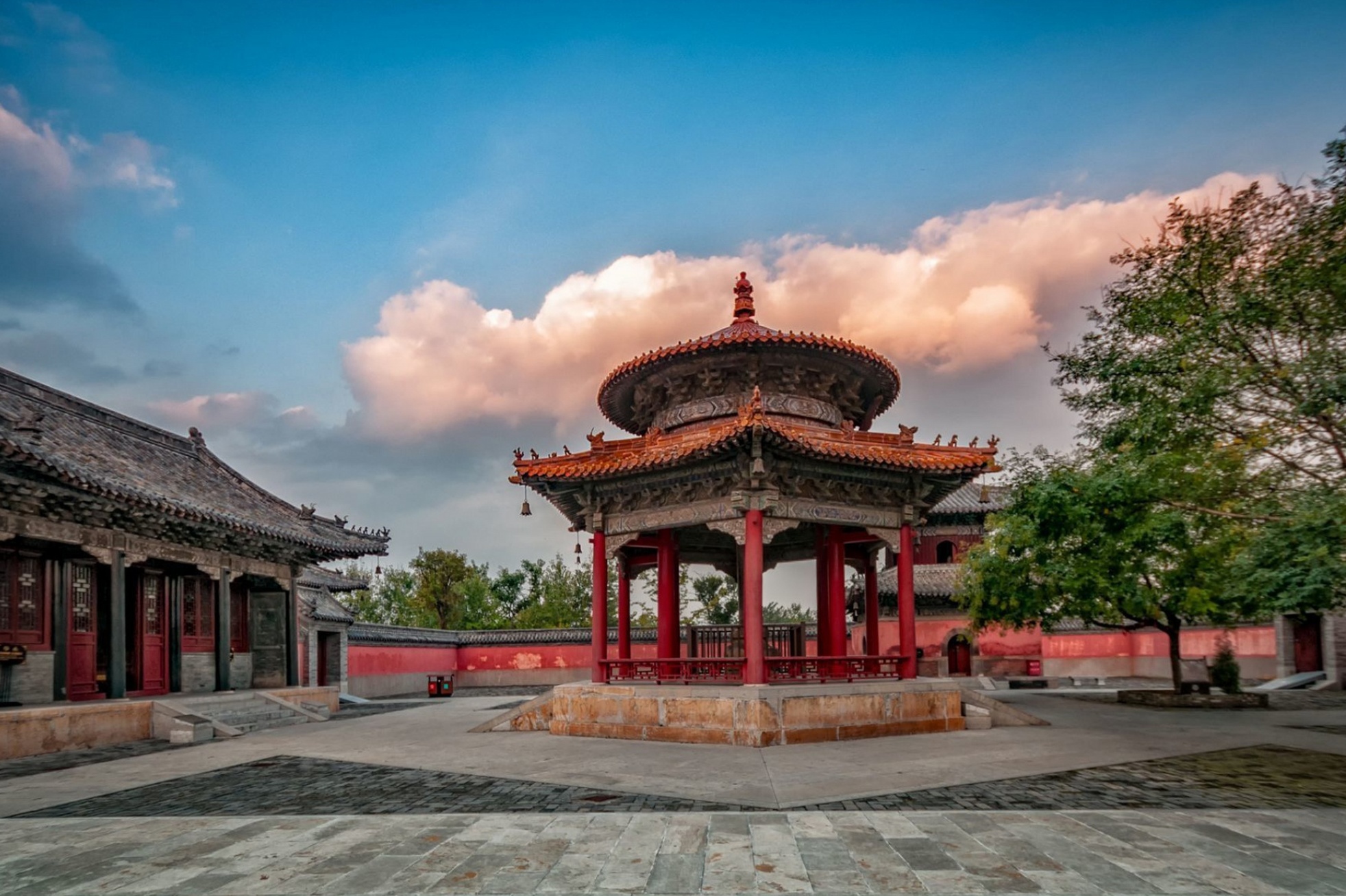 Dragon King Temple Palace